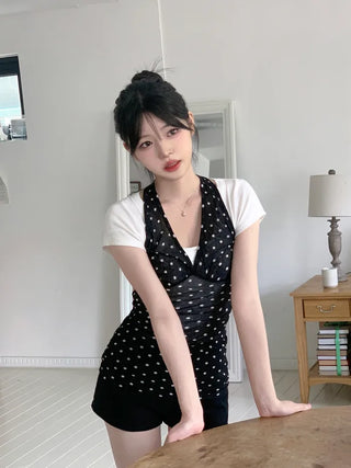 Two-button high-waisted shorts