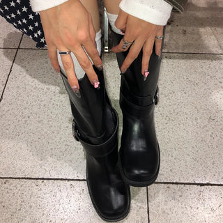 One-buckle half boots