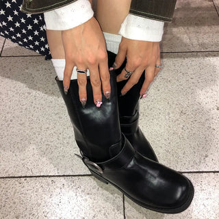 One-buckle half boots