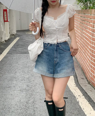 Eyelet puff blouse (2 colors)