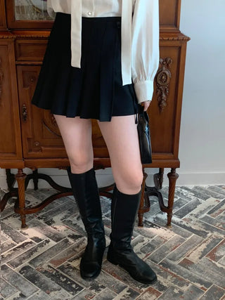 Ribbon pleated mini skirt pants (2c)