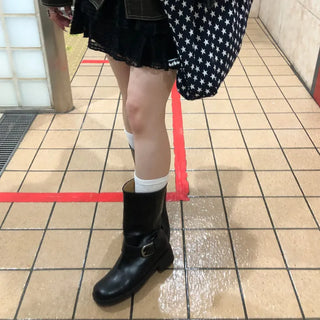 One-buckle half boots