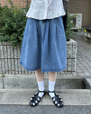 Round twist sandals