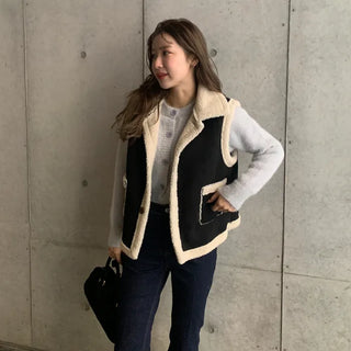 Square pocket sheepskin vest