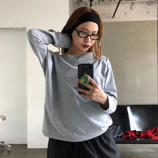 Basic open-shoulder T-shirt