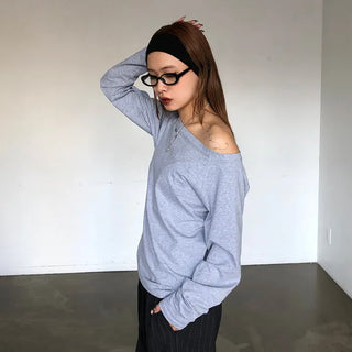 Basic open-shoulder T-shirt