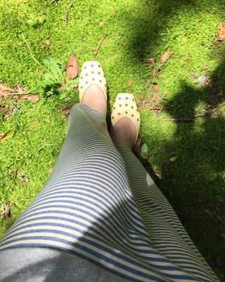 Studded V-cut mule sandals