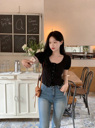 Lace blouse (2 colors)
