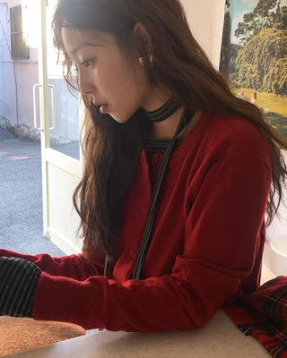 Comes with a scarf! Striped long-sleeved T-shirt