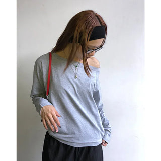 Basic open-shoulder T-shirt