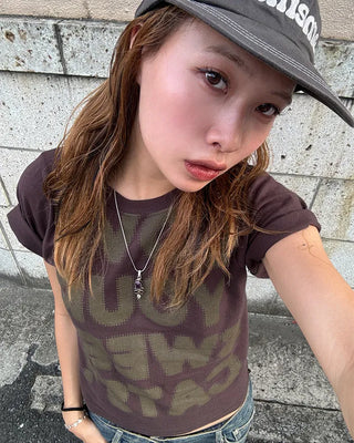 Full lettering semi-cropped T-shirt