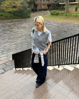 V-neck ribbed knit button vest