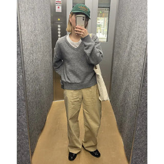 Brushed-back cotton pleated pants
