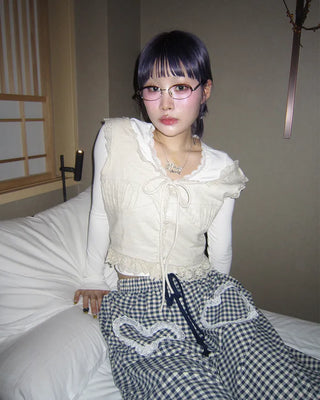Lace hem cropped sleeveless bustier