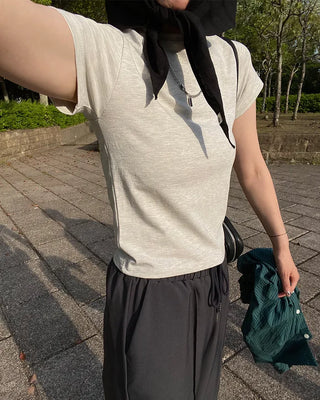 Basic slim-fit cotton T-shirt