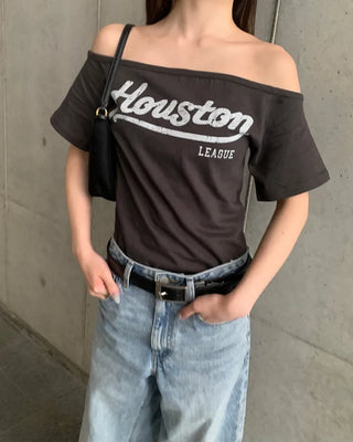 Lettering Crop Off-Shoulder Short-Sleeve T-Shirt