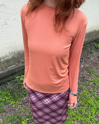 Color-layered long-sleeve T-shirt