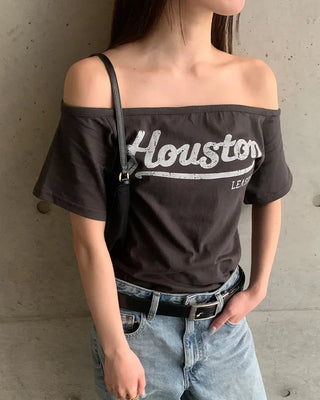 Lettering Crop Off-Shoulder Short-Sleeve T-Shirt