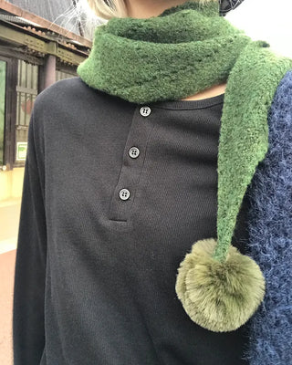 Round neck button t-shirt