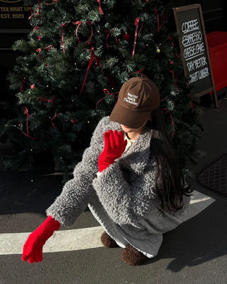 Angora colored gloves