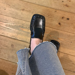 Square Shirring Loafers