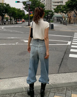 Half-neck short-sleeved knit