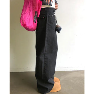 Pointed wide black denim pants