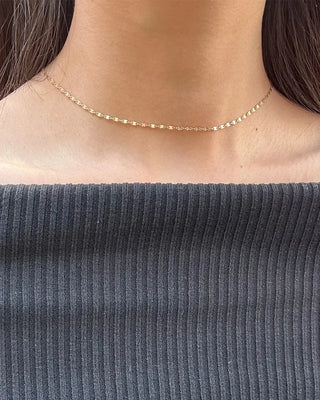 Simple daily chain necklace