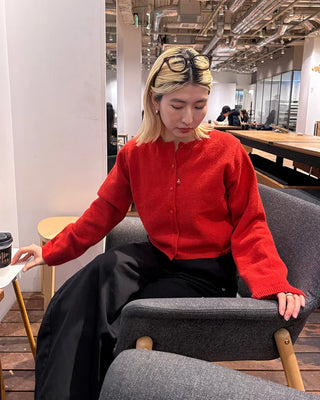 Round neck cropped spring cardigan