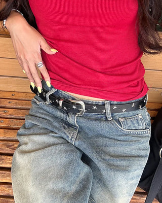 Square buckle star stud belt