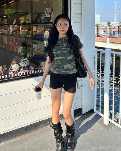 Elastic waist ribbed shorts