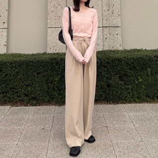 Semi-Closet Fit Round Neck Cardigan