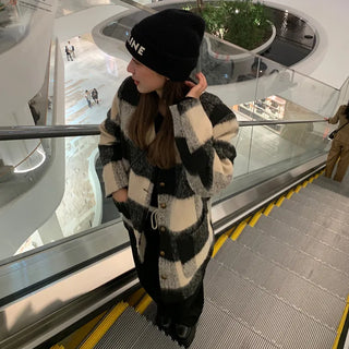 Knitted shawl set with checked jacket