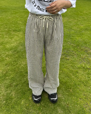 Striped elastic waist pants