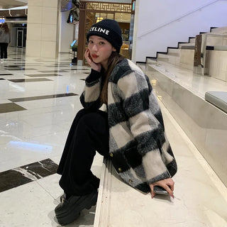 Knitted shawl set with checked jacket