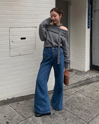 Wrap-off shoulder knit