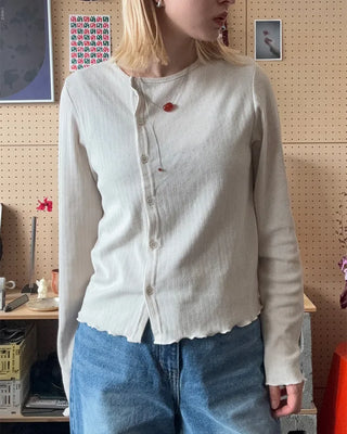Side-button pointe cardigan