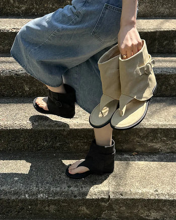 Thong belt ankle boots