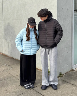 (Unisex) Hooded Light Down Jacket