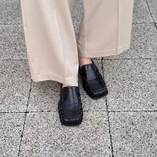 Square Shirring Loafers