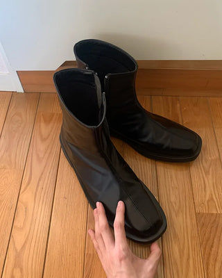 Square-line boots