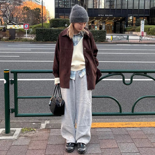 Deep V-neck loose knit