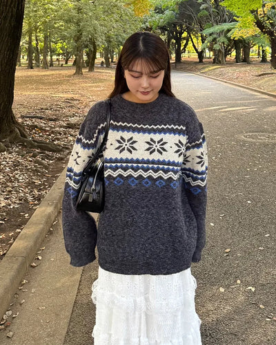 (Unisex) Snowflake Round Neck Knit