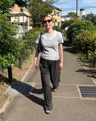 Crew neck semi-cropped short-sleeve T-shirt