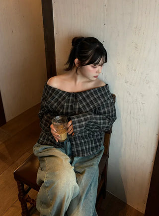 Off-shoulder check shirt