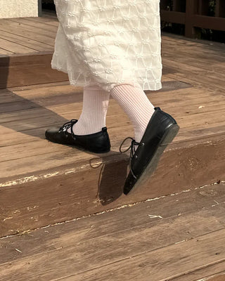 Lace-up flat shoes