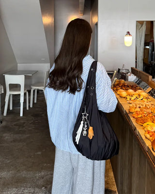 Eyelet Point Shoulder Bag