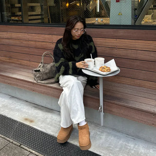 White slit denim pants