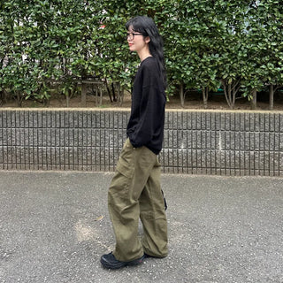 Half-open button knit