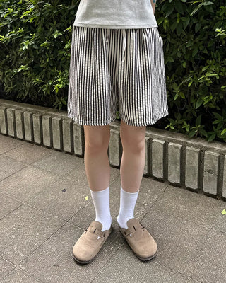 Striped elastic waist shorts